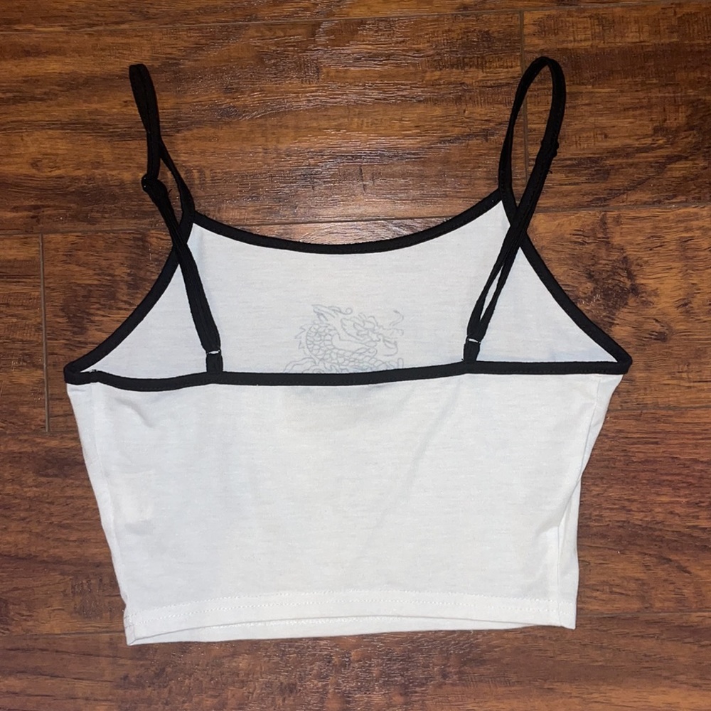 New Without Tags SHEIN White & Black Dragon Crop Top - Picture 6 of 11